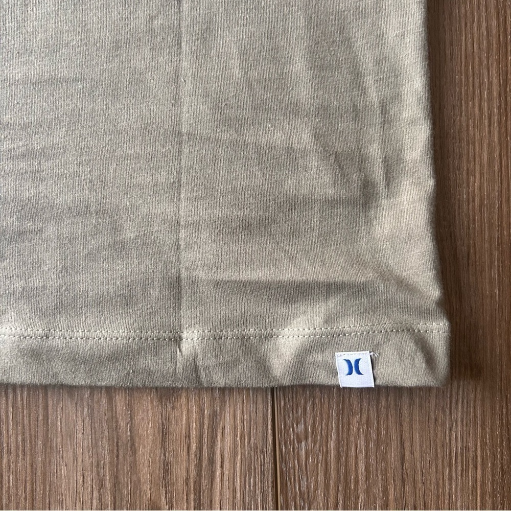 Hurley | Graphic Tank in Olive Green (Size Small) - Picture 6 of 9